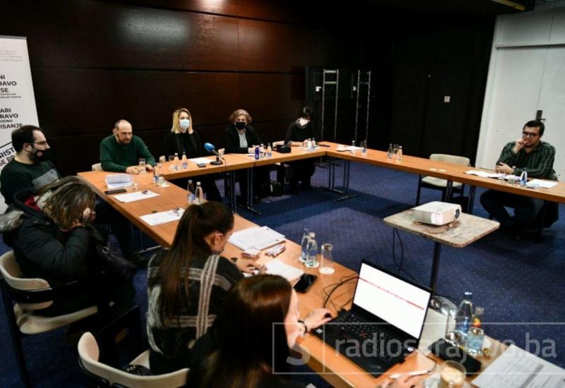 Predstavljeno osam novih članova Kodeksa za tiskane i online medije BiH
